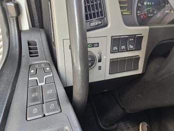 FM 330 4x2 / EFFER 12.5 t/m CRANE / KRAN